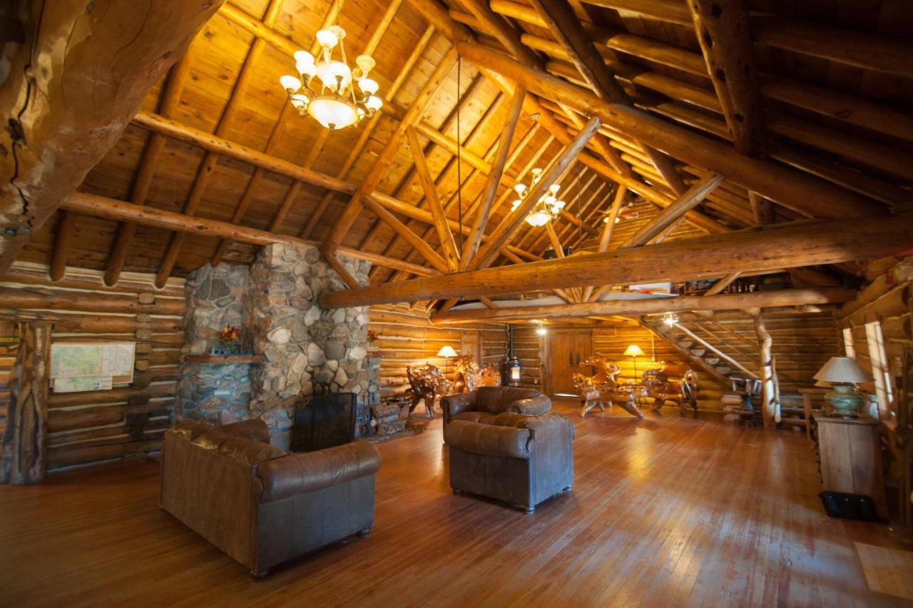 Snowy Mountain Lodge Centennial Bagian luar foto