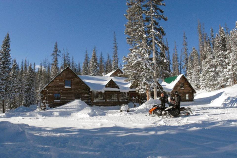 Snowy Mountain Lodge Centennial Bagian luar foto